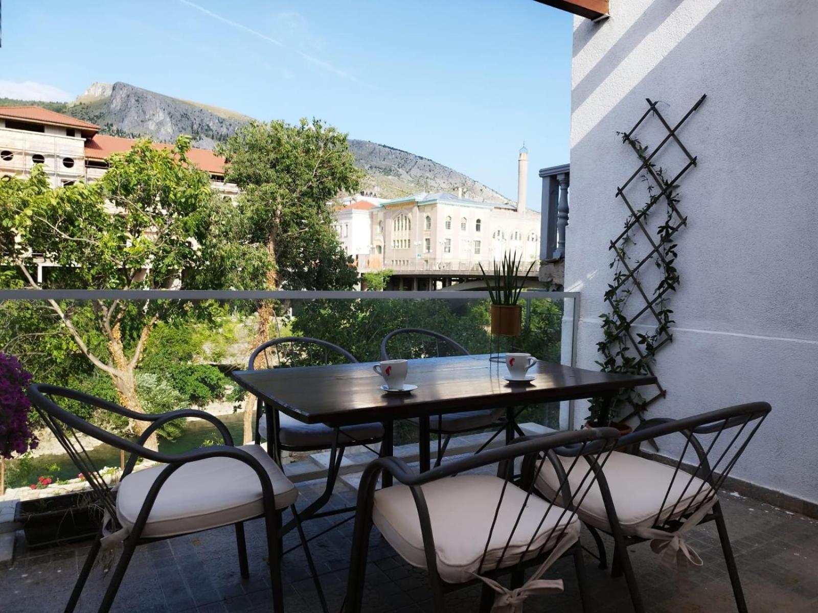 Villa Central Riverside Μόσταρ Εξωτερικό φωτογραφία